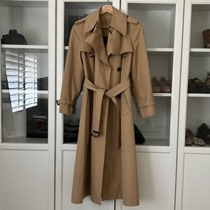 Etienne Aigner Vintage Trench Coach Belted Lined Double Breasted Tan